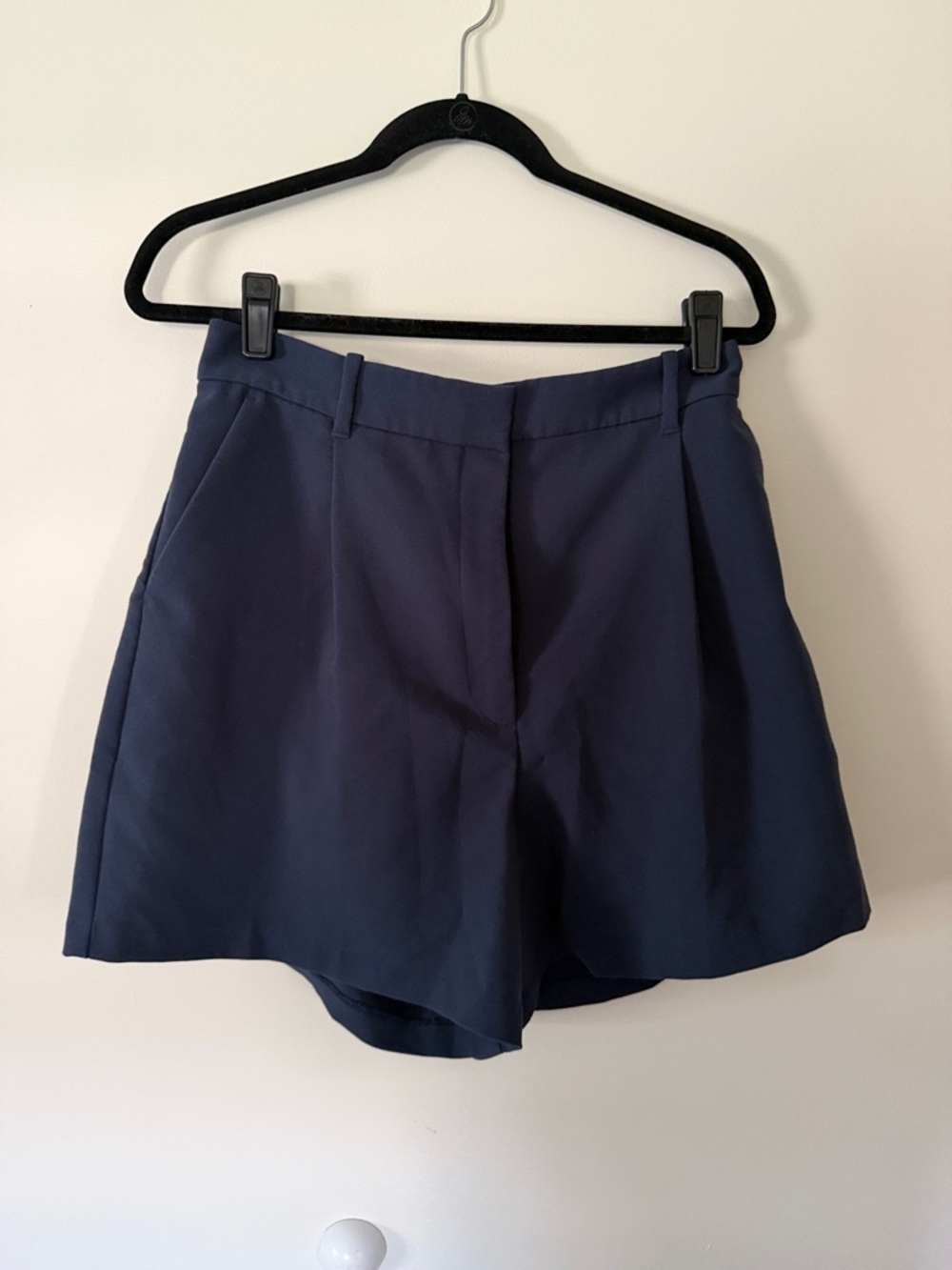 Abercrombie & Fitch Navy High-Rise Tailored Shorts